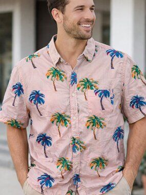 Free Planet Pink Palm Tree Button Up Shirt Large Tropical Beach Resort Camp